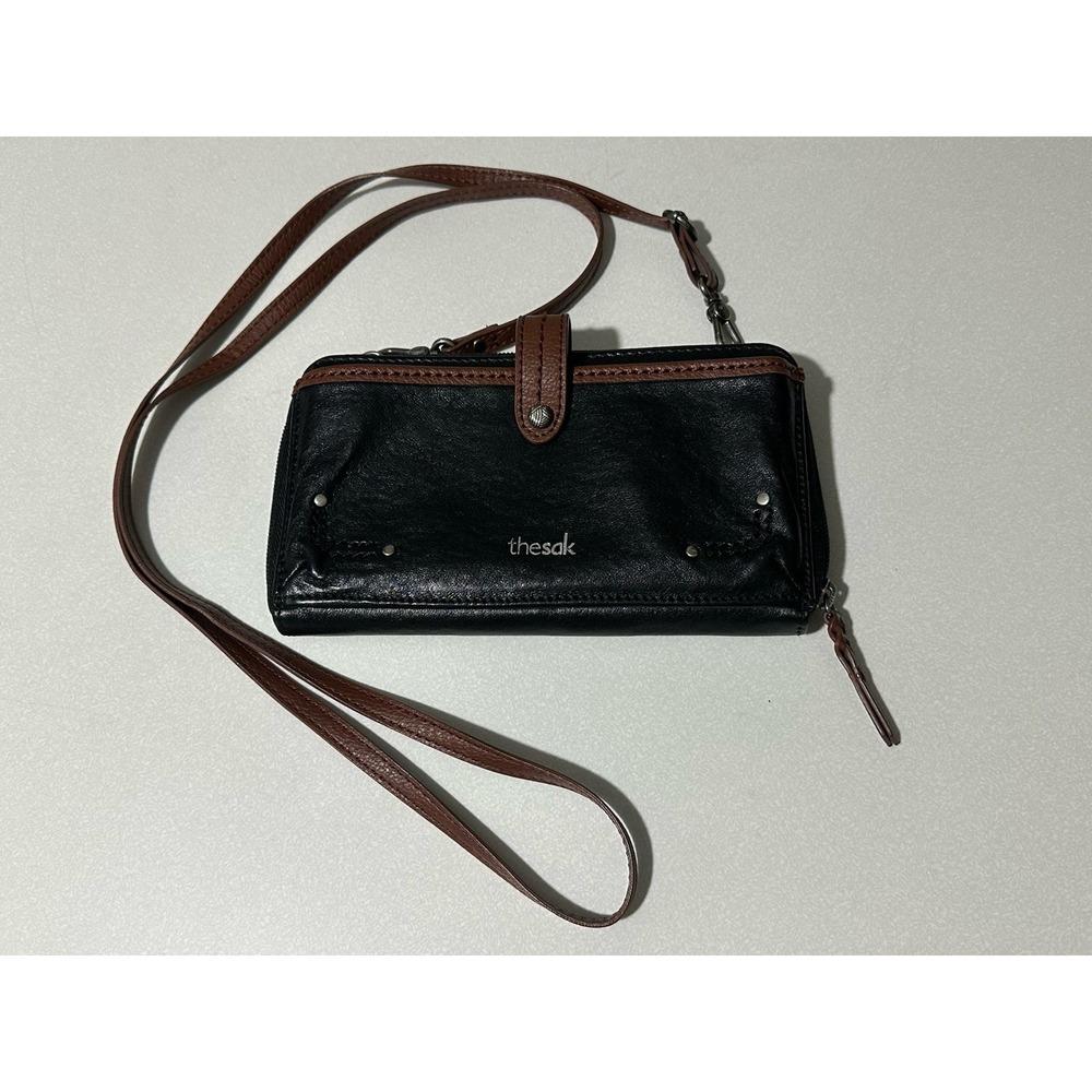 The Sak Iris Large Smartphone Crossbody Black Leather Brown Trim Bag Wallet EUC